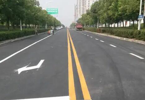 蘇州道路劃線的材料怎么樣選擇好的？